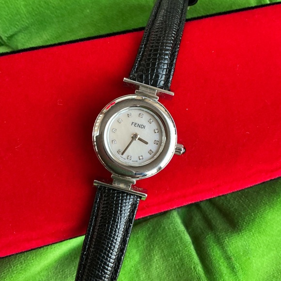 Ladies AUTHENTIC FENDI - DRESSY🌹Watch❤️ - Picture 4 of 13